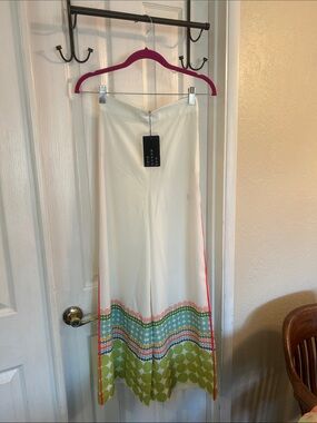 Lulusar Esal wide legged pants NWT size XS
